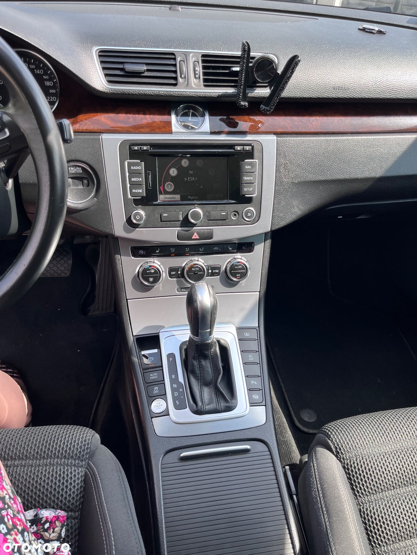 Volkswagen Passat 2.0 TDI Comfortline DSG - 5