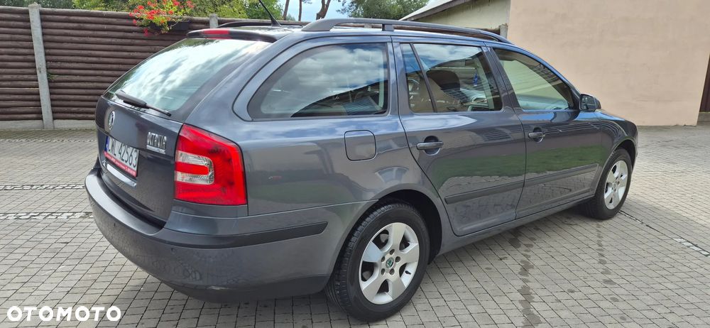 Skoda Octavia 2.0 TDI Elegance - 6