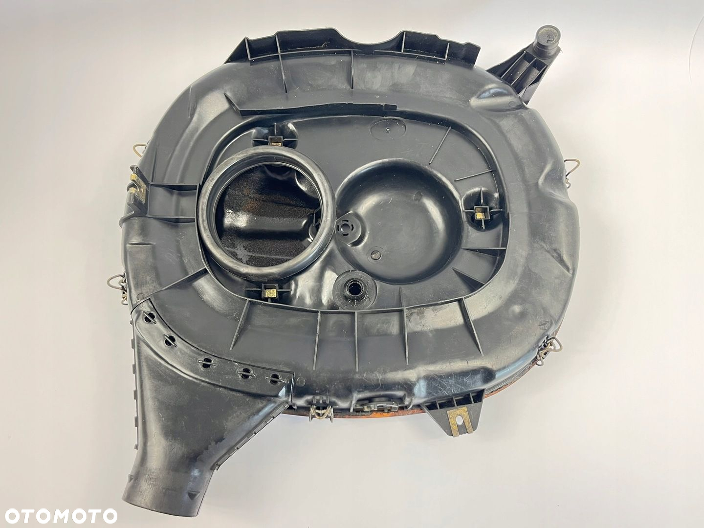 OBUDOWA FILTRA POWIETRZA MERCEDES W124 200E 230E W201 2.0E 2.3E 0140940402 - 8