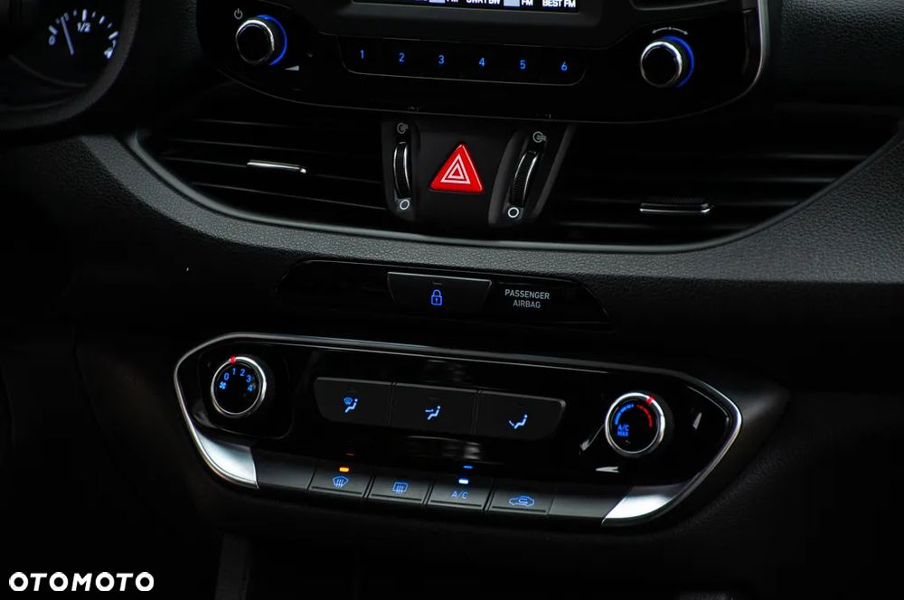 Hyundai i30 1.0 T-GDI Premium - 26