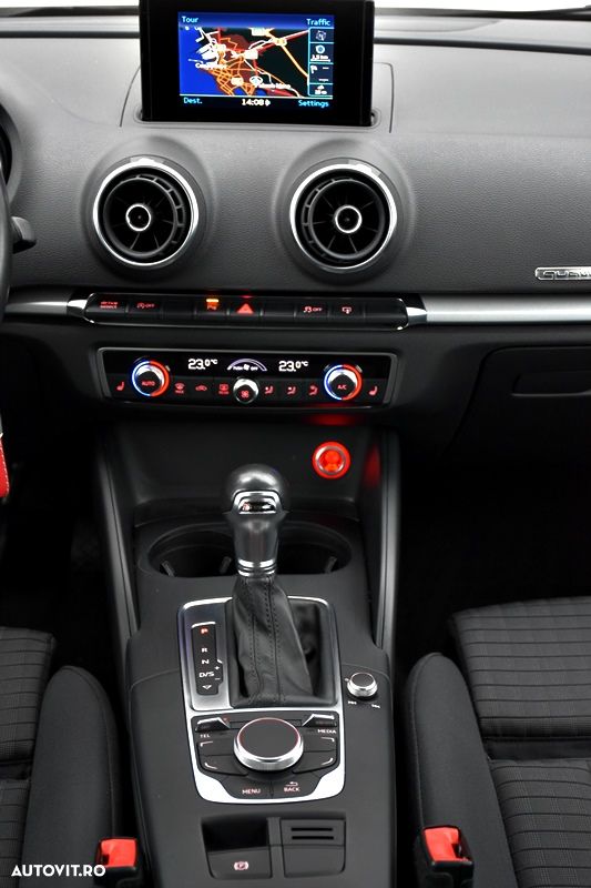 Audi A3 2.0 TDI quattro S tronic Sport - 18