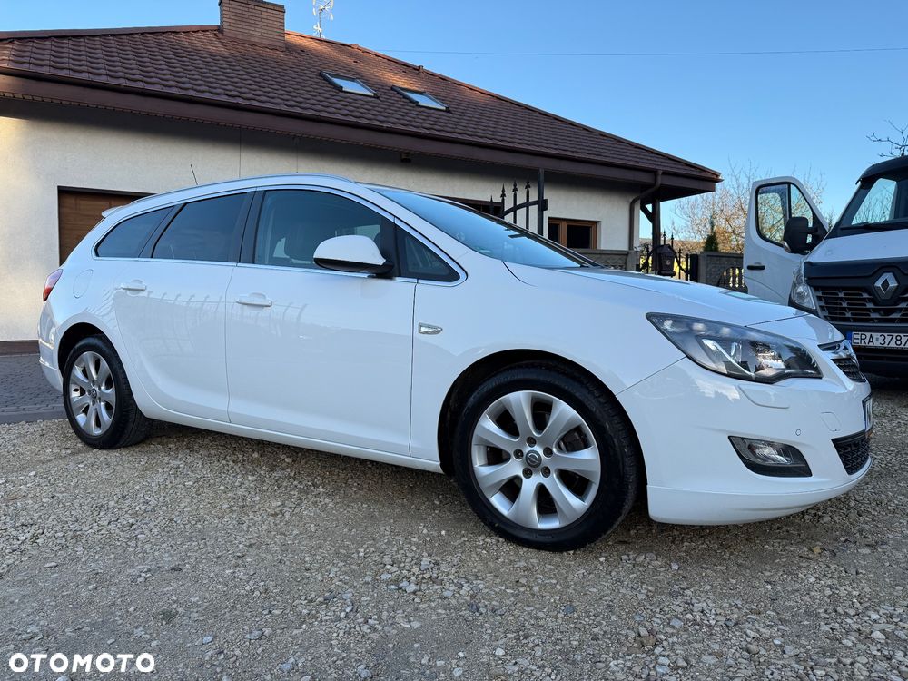 Opel Astra 1.6 Turbo Sports Tourer Innovation - 30