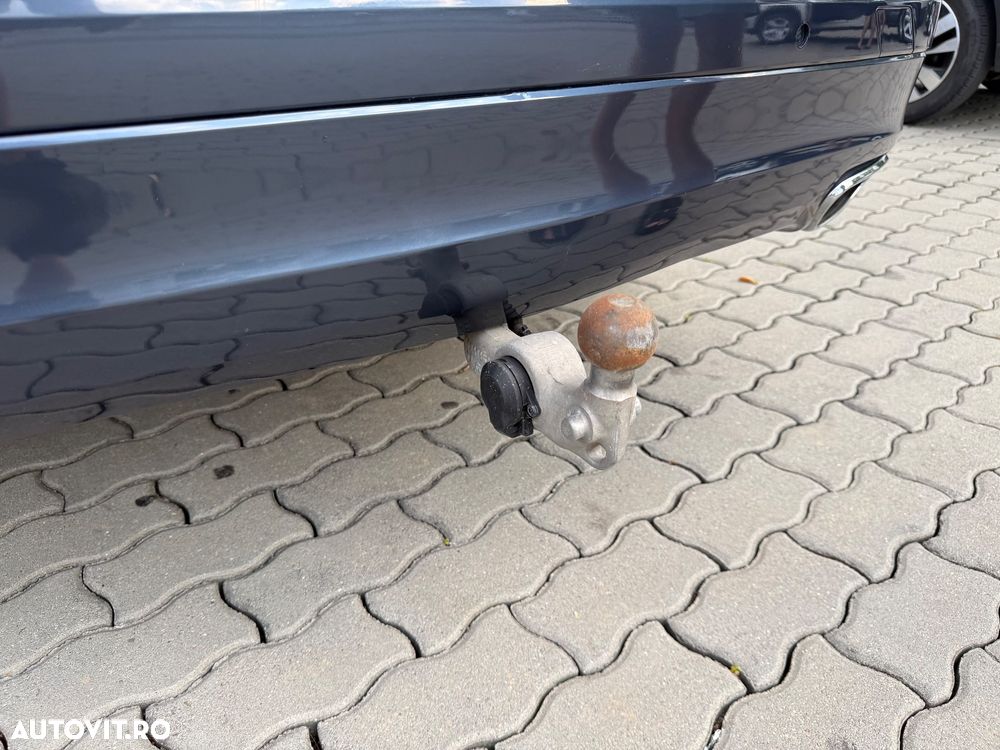 Volvo XC 60 D5 AWD Geartronic Inscription - 34