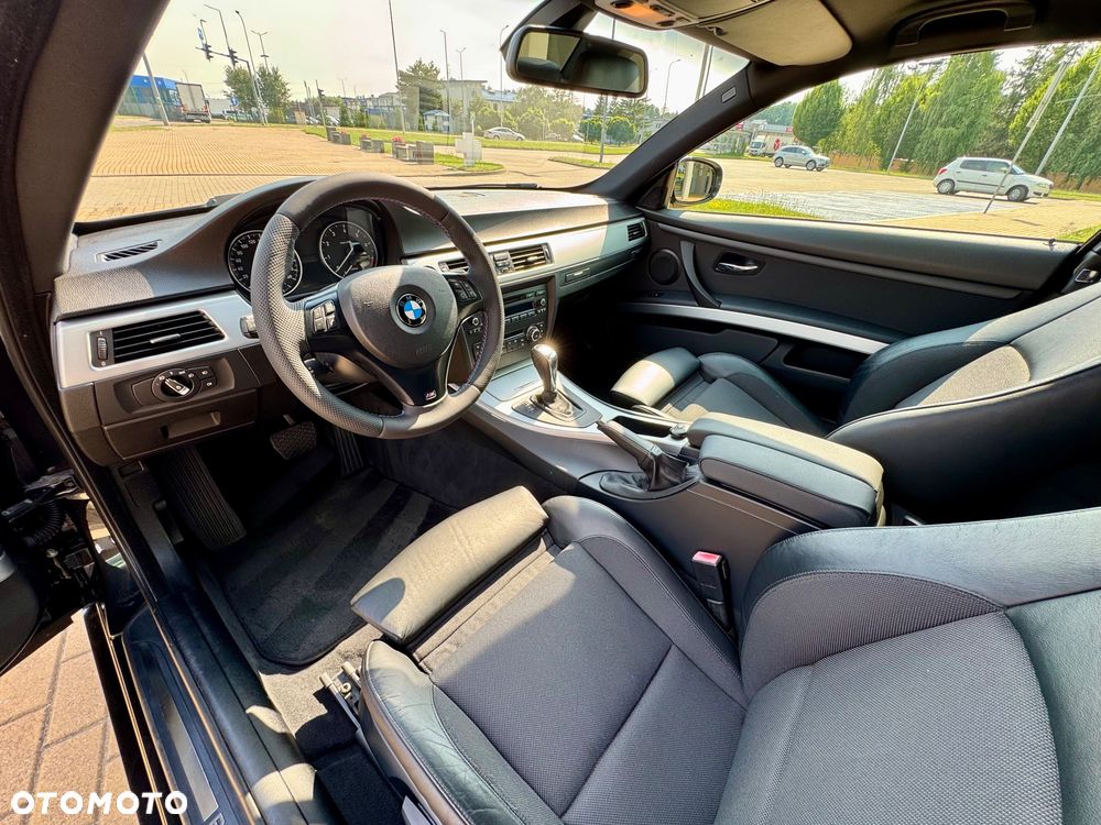 BMW Seria 3 320i - 17