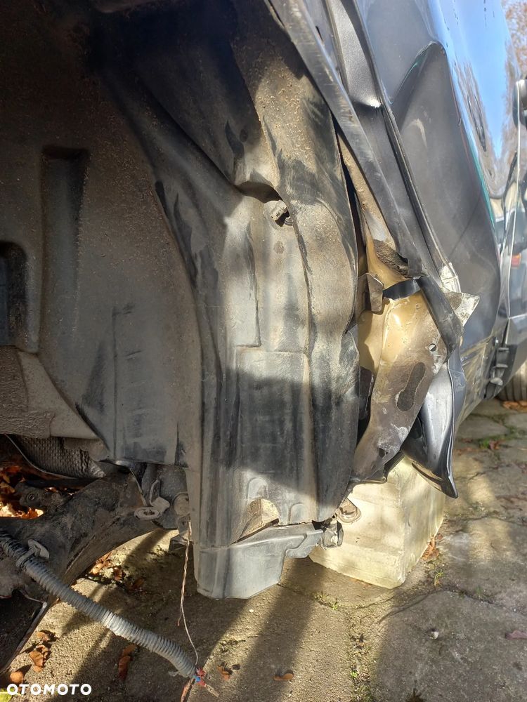 Peugeot 2008 1.5 BlueHDi GT Line S&S EAT8 - 16