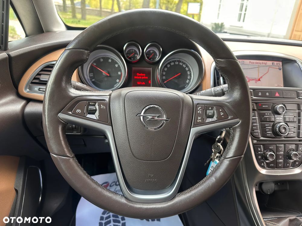 Opel Astra 2.0 CDTI Exklusiv - 34