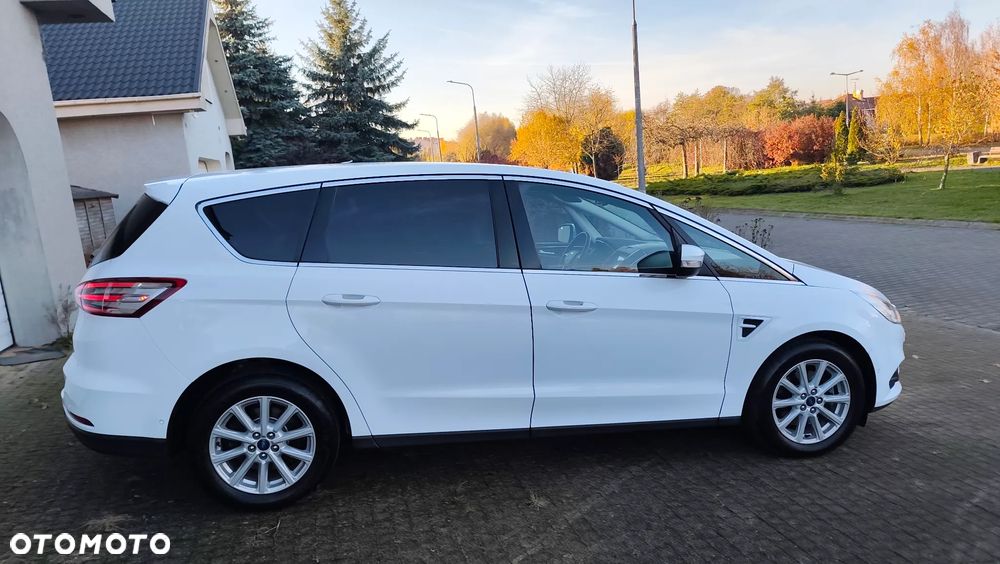 Ford S-Max 2.0 EcoBlue Titanium - 24