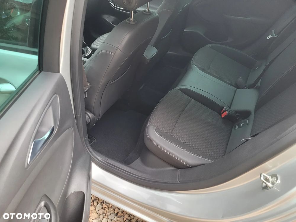 Opel Astra 1.4 Turbo Start/Stop Innovation - 27