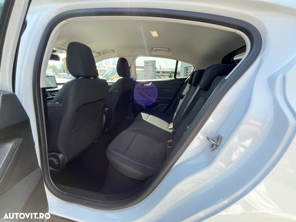 Ford Focus - 18