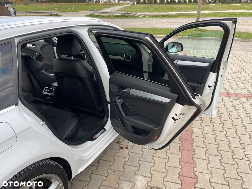 Audi A4 Avant 2.0 TDI ultra S tronic sport - 15