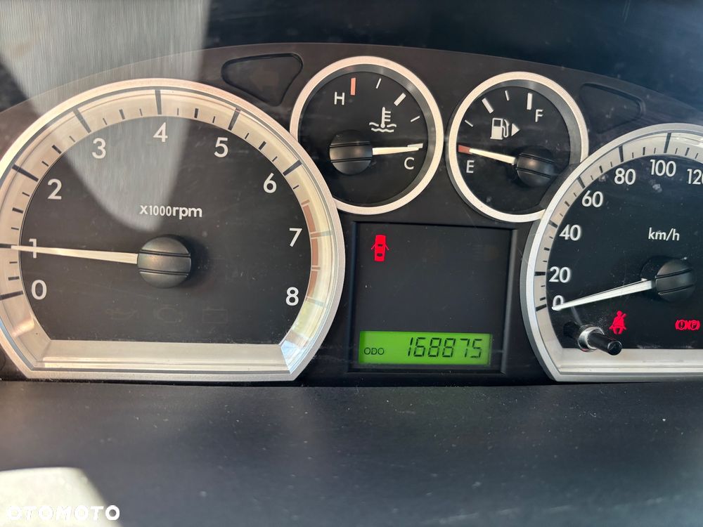 Chevrolet Aveo - 12