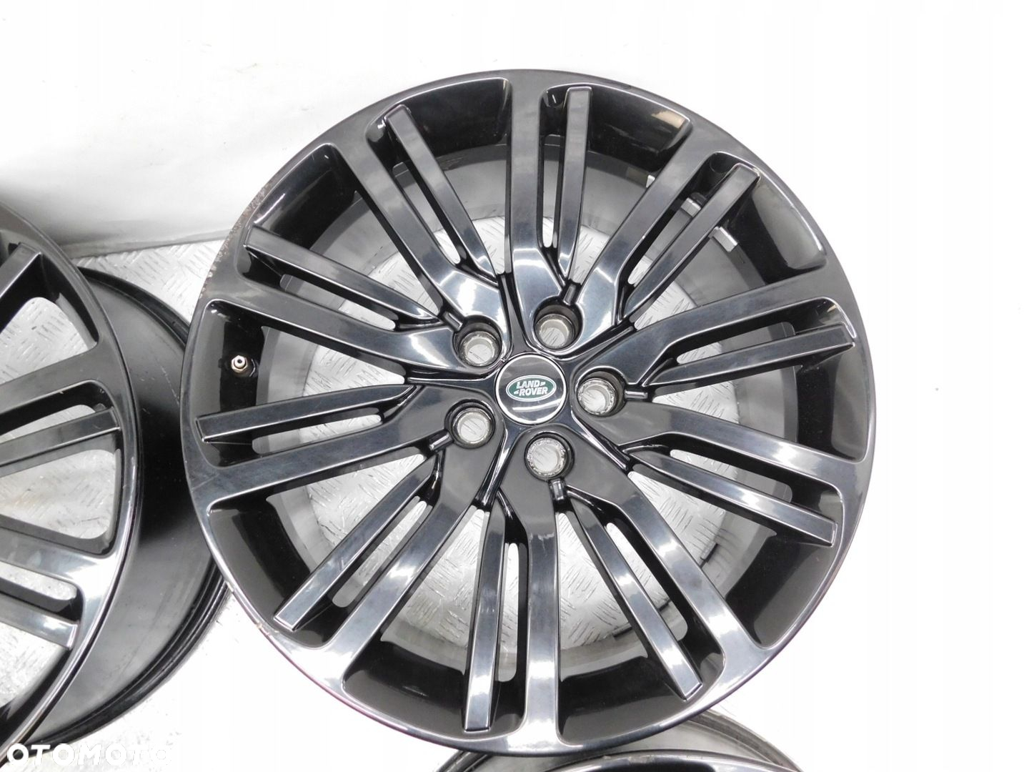 FELGI ALUMINIOWE 9,5Jx21 RANGE ROVER DISCOVERY V - 5