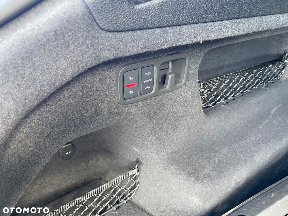 Audi Q8 55 TFSI quattro tiptronic - 28