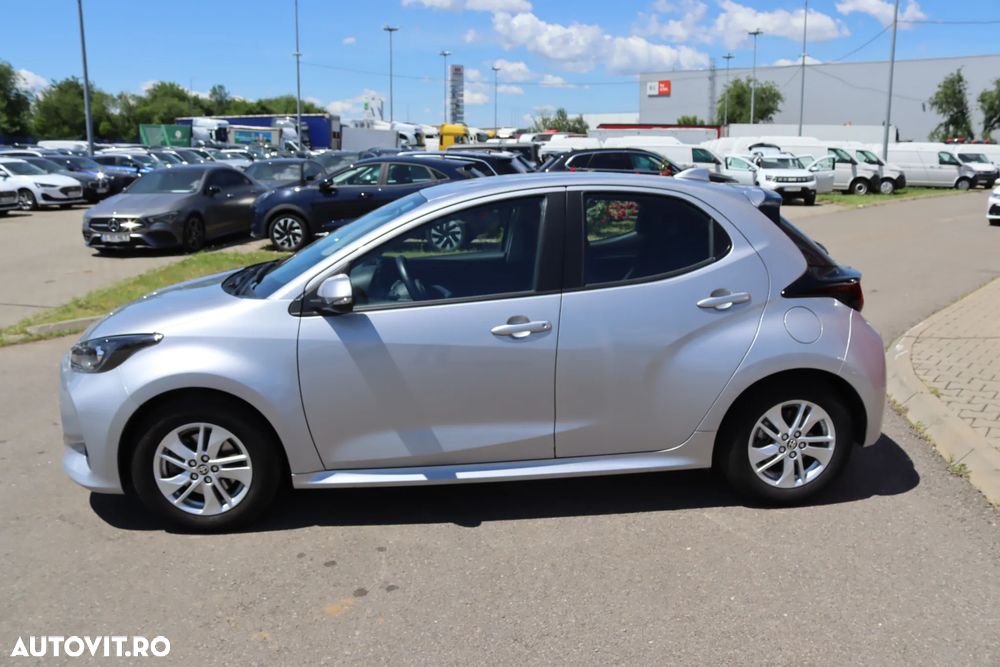 Toyota Yaris - 4