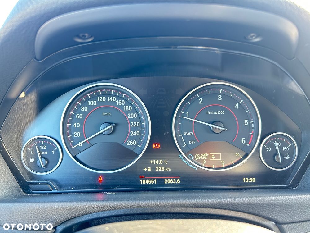 BMW Seria 3 320d M Sport - 12