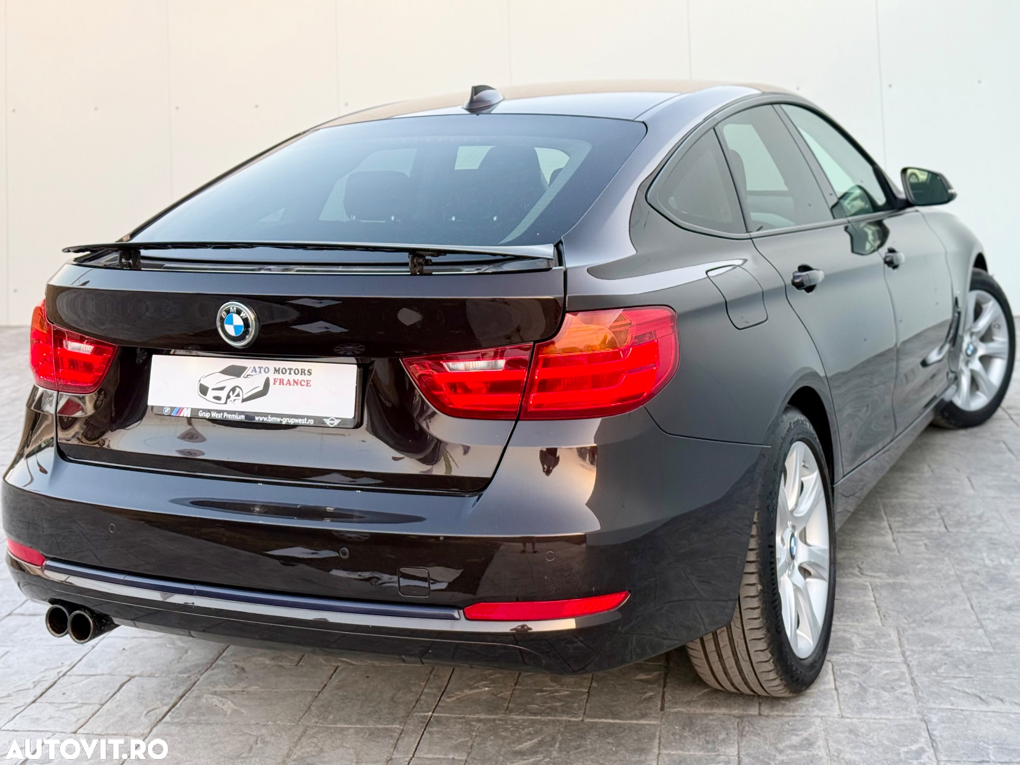BMW Seria 3 320d Sport Line - 5