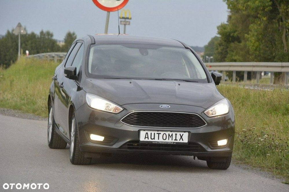 Ford Focus 1.0 EcoBoost Trend Edition Business - 10