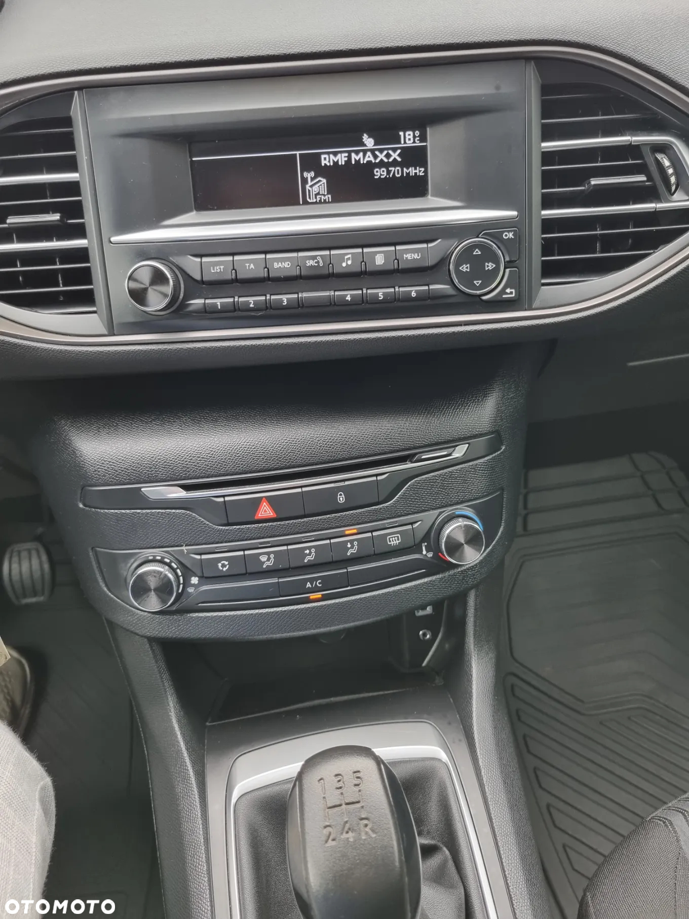 Peugeot 308 1.2 PureTech Access EU6 - 23
