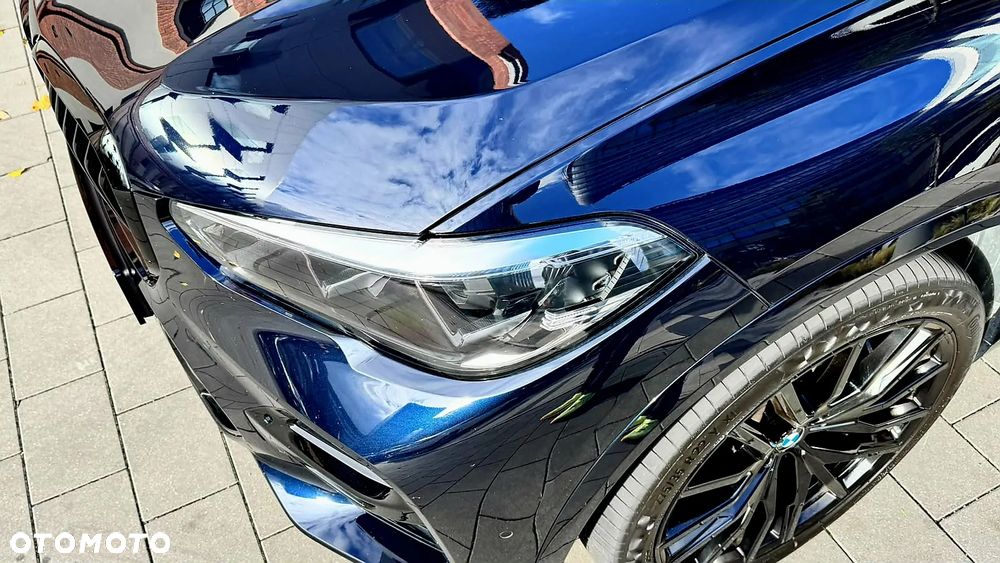 BMW X5 M M50i - 15