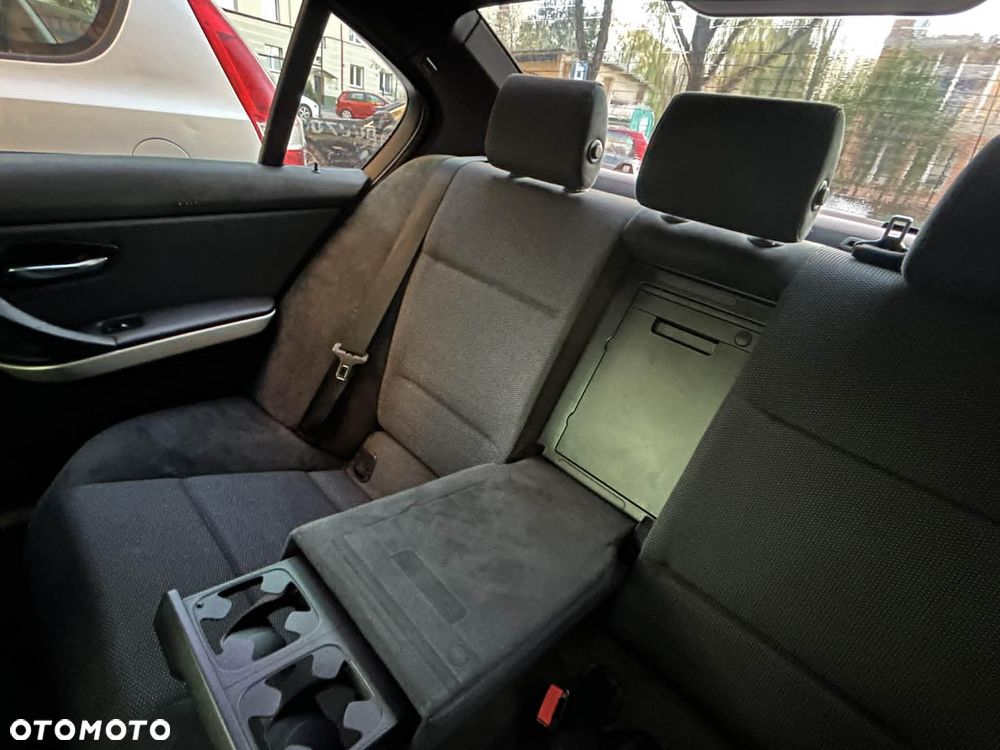 BMW Seria 3 320d - 21