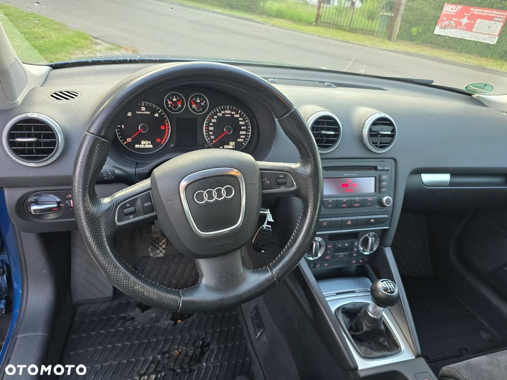 Audi A3 3-drzwiowe 2.0 TDI Attraction - 15