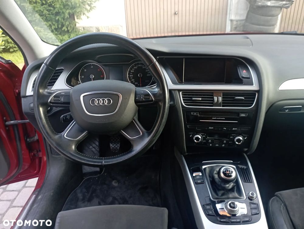 Audi A4 Avant 2.0 TDI - 14