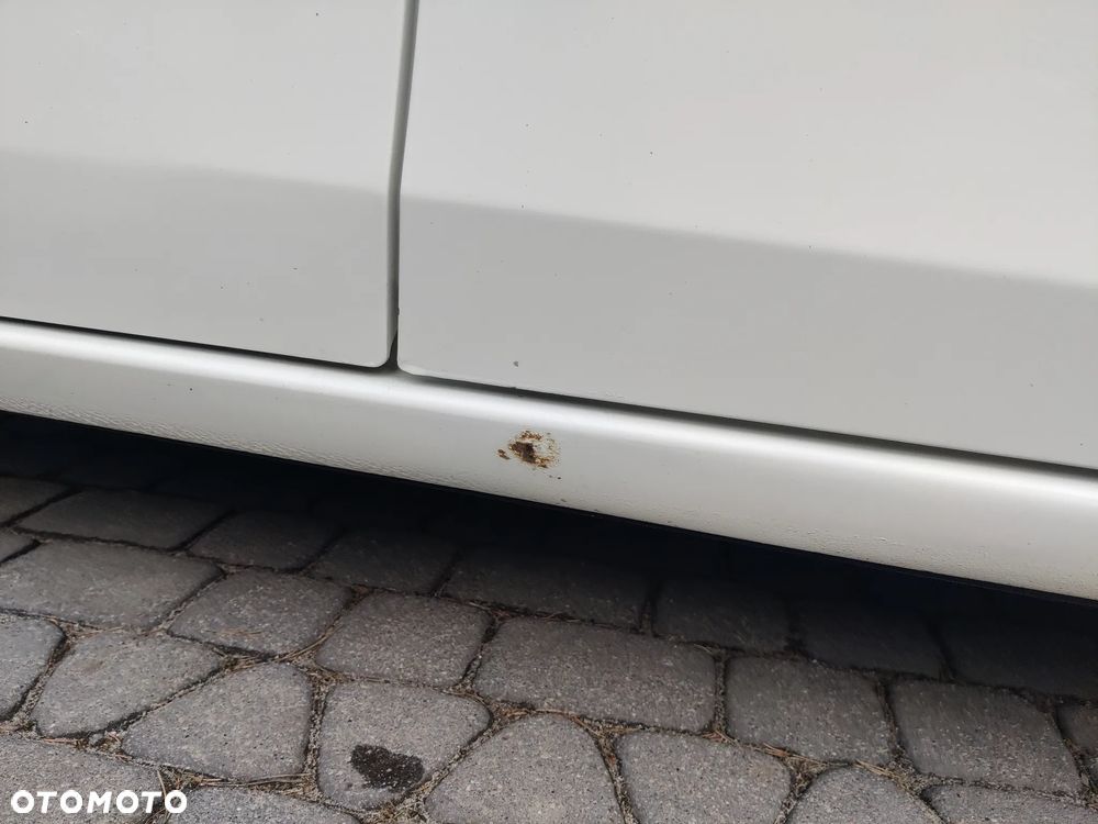 Toyota Auris Hybrid 135 Premium - 10