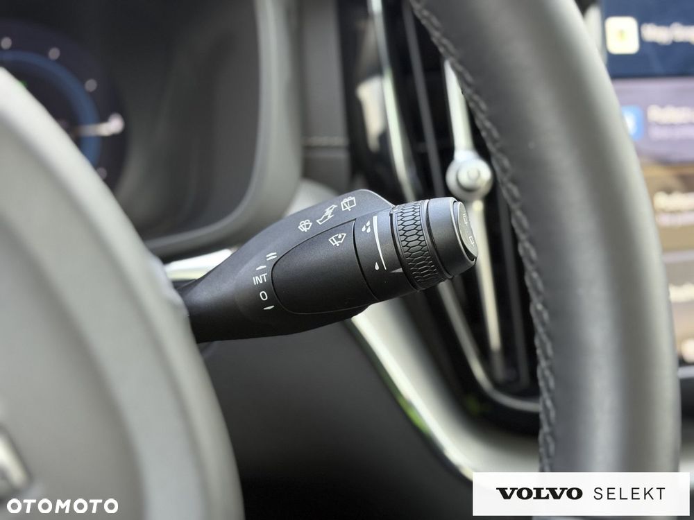 Volvo XC 60 - 25