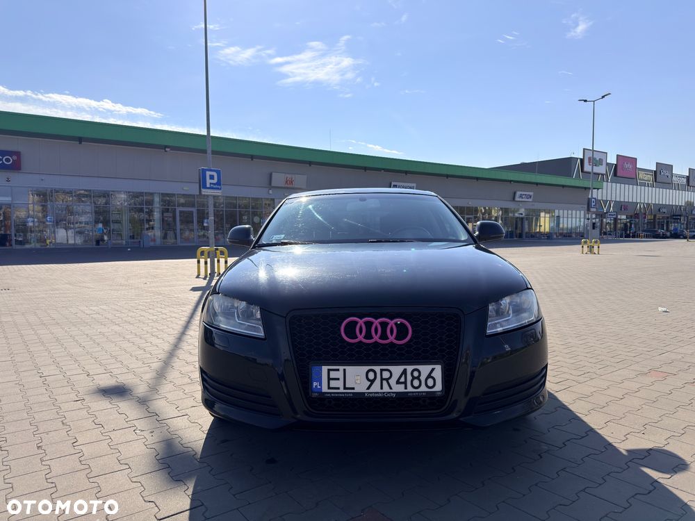 Audi A3 Sportback - 2