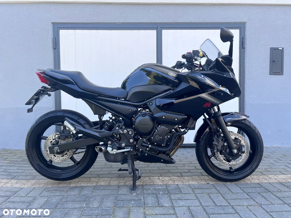 Yamaha XJ - 3