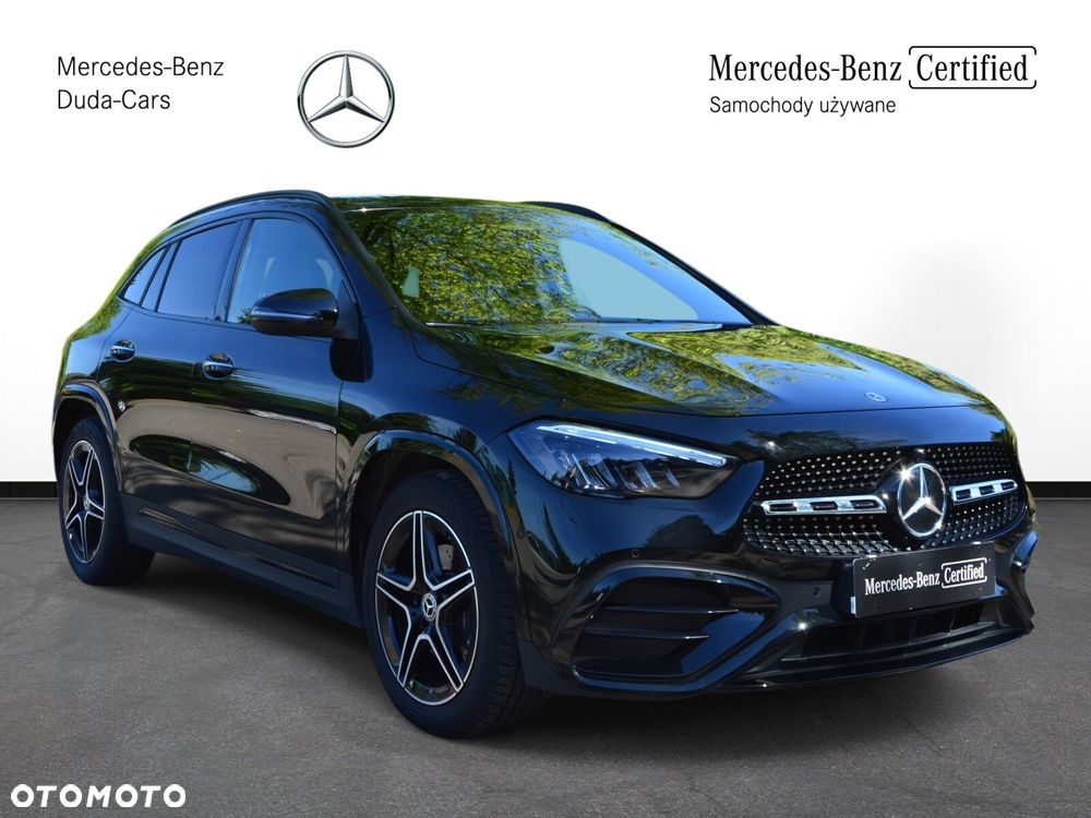 Mercedes-Benz GLA - 4