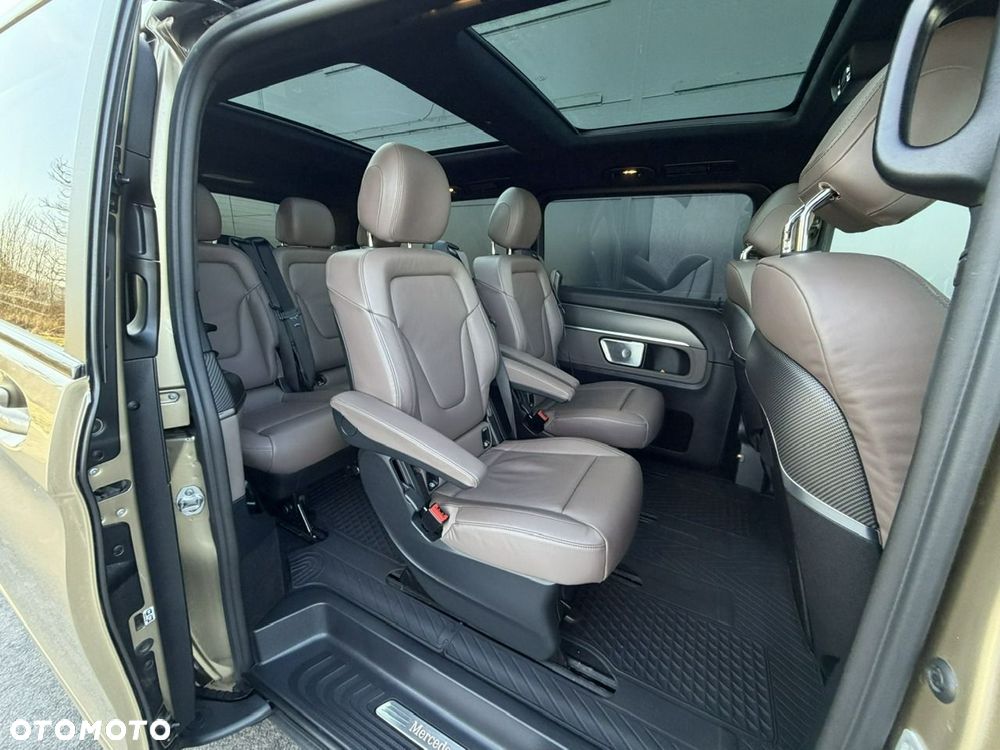 Mercedes-Benz Klasa V 300 d lang 4Matic 9G-TRONIC Exclusive - 29