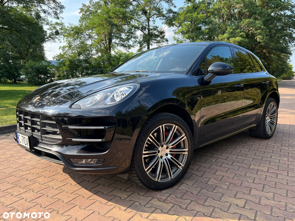 Porsche Macan Turbo - 17