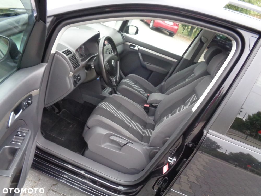 Volkswagen Touran 1.9 TDI DPF United - 11