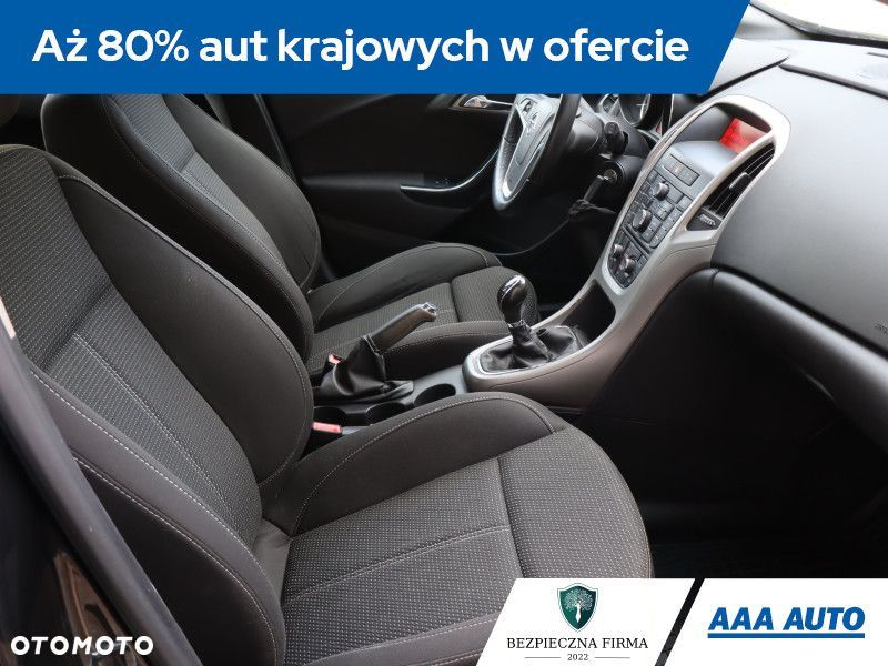 Opel Astra - 11