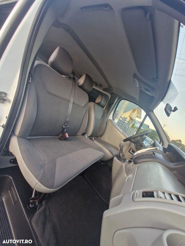 Opel Vivaro - 6