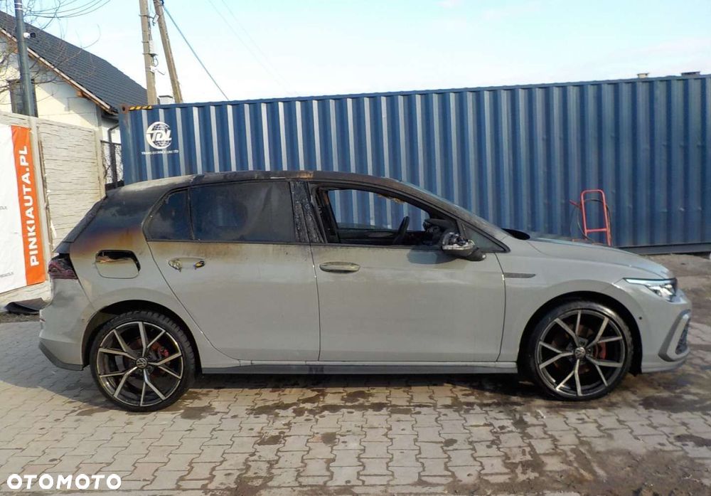 Volkswagen Golf - 13
