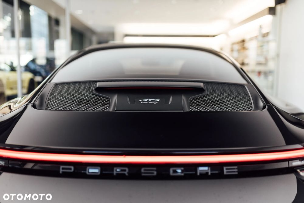 Porsche 911 GT3 Touring PDK - 25