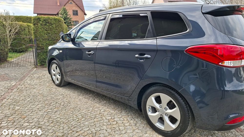 Kia Carens 1.7 CRDi Spirit - 13