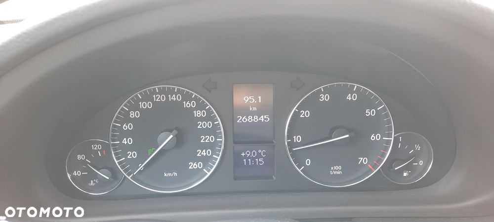 Mercedes-Benz Klasa C 200 T Kompressor Avantgarde - 6