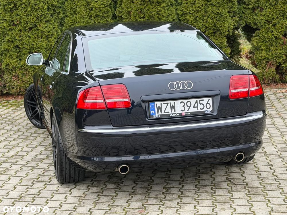 Audi A8 4.2 FSI L Quattro - 11