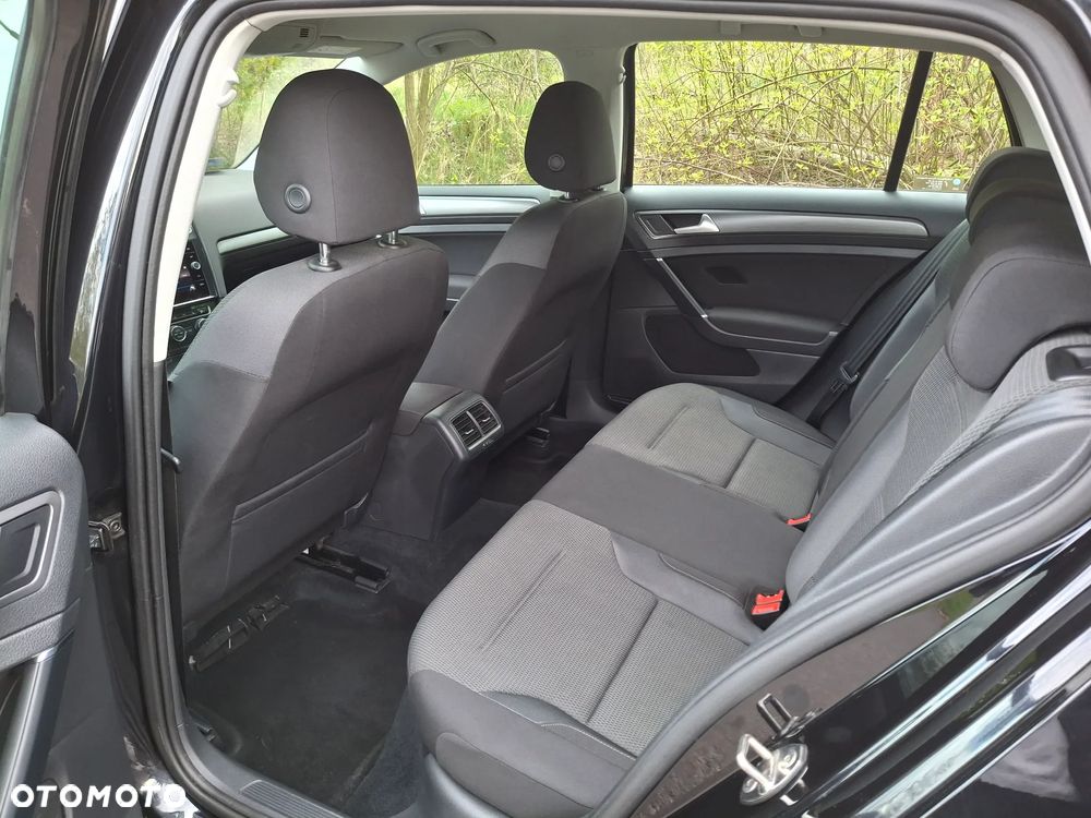Volkswagen Golf 1.4 TSI BMT Comfortline - 22