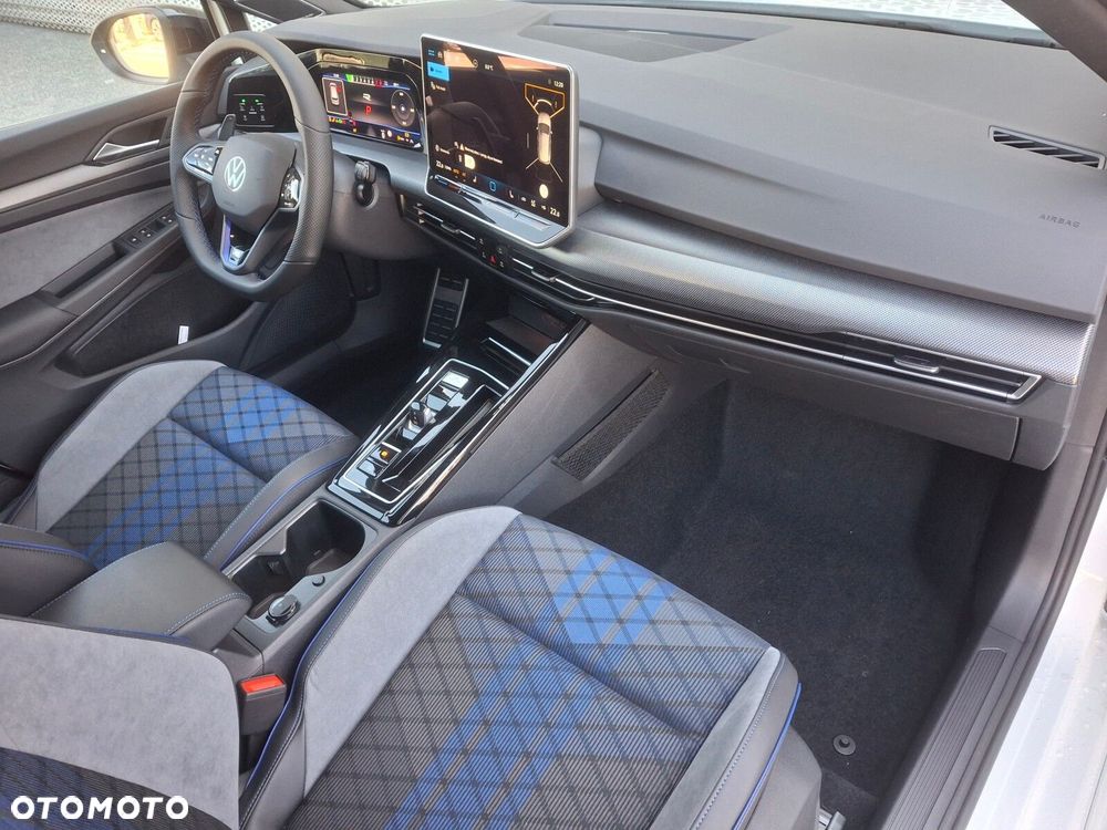 Volkswagen Golf - 14