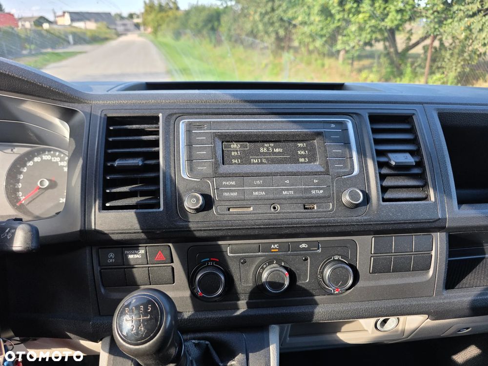 Volkswagen Transporter - 8