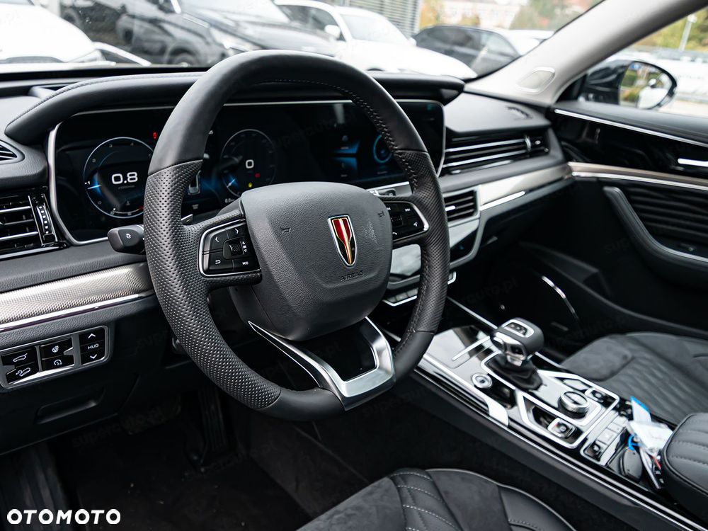Hongqi HS5 2.0T AWD - 11