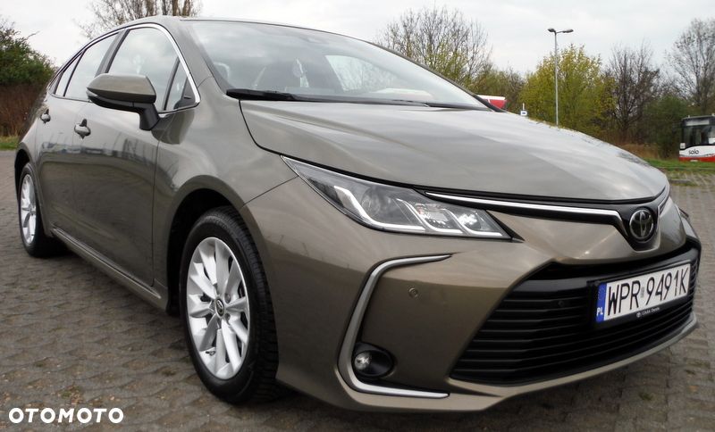 Toyota Corolla 1.5 Comfort - 23