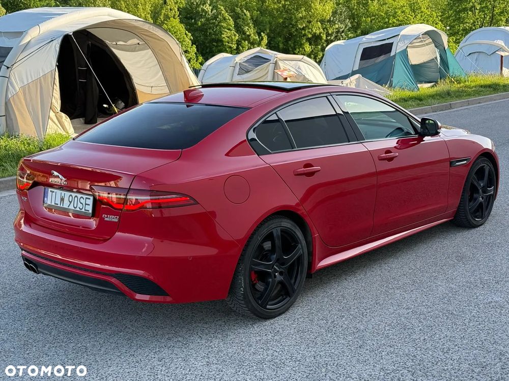 Jaguar XE 2.0 D180 R-Dynamic SE - 7