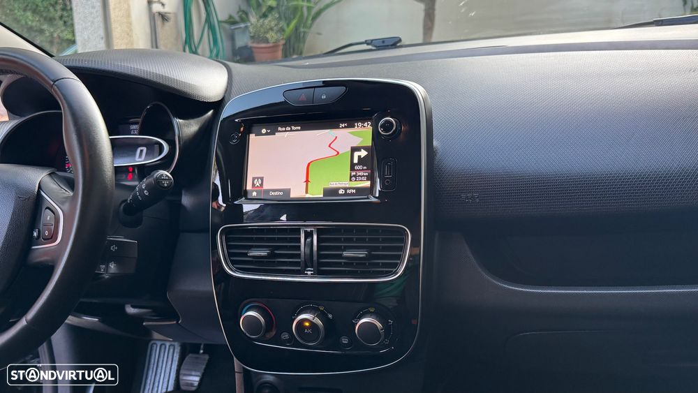 Renault Clio 0.9 TCe Limited - 8