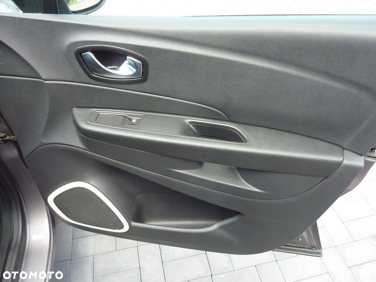 Renault Captur - 32