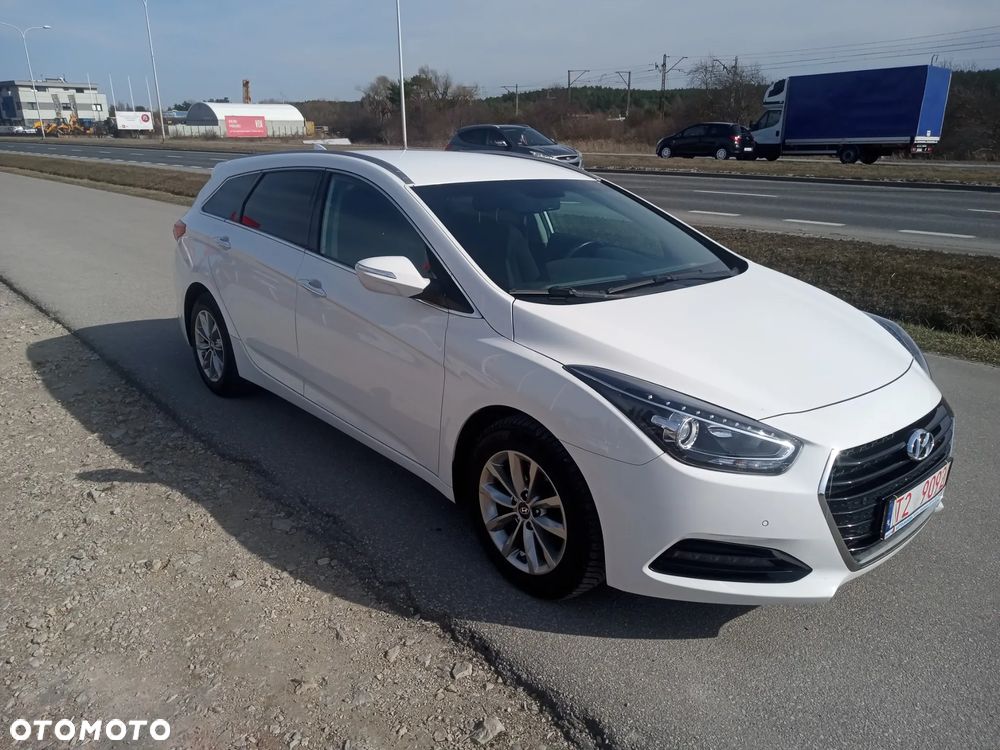 Hyundai i40 Kombi 1.7 CRDi Premium - 6
